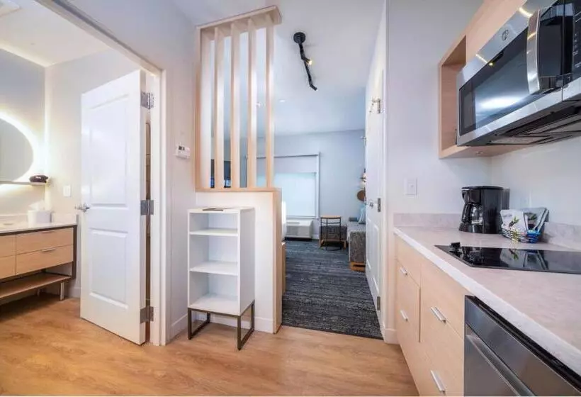 ホテル Towneplace Suites By Marriott Louisville Downtown