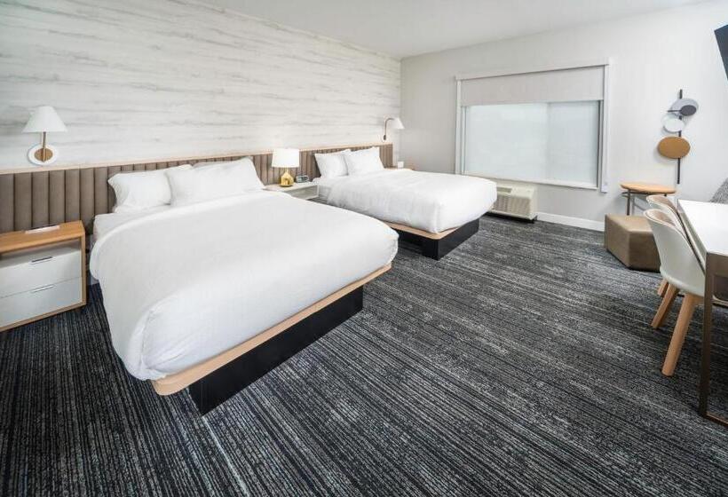 בית מלון כפרי Towneplace Suites By Marriott Louisville Downtown