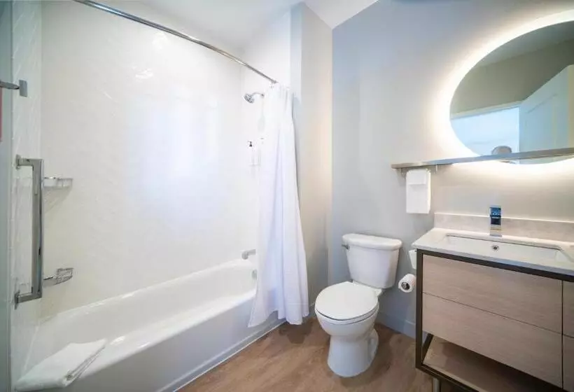 ホテル Towneplace Suites By Marriott Louisville Downtown