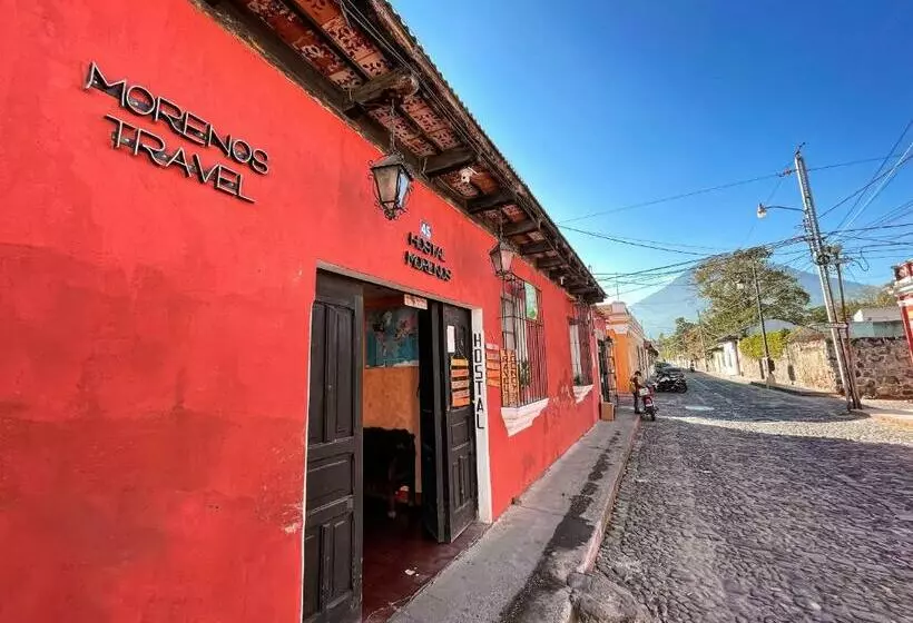 پانسیون Hostal Morenos Antigua