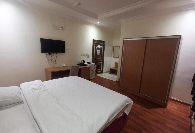 فندق اجنحة طيبة