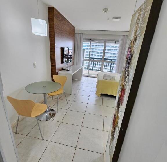 هتل Fusion Express By Rei Dos Flats