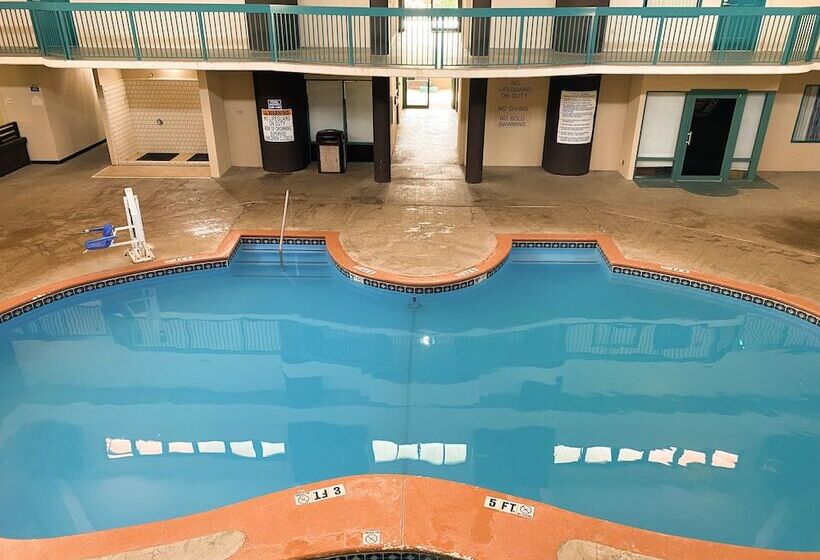 Отель Studio 6 Savannah, Ga Gateway & I95