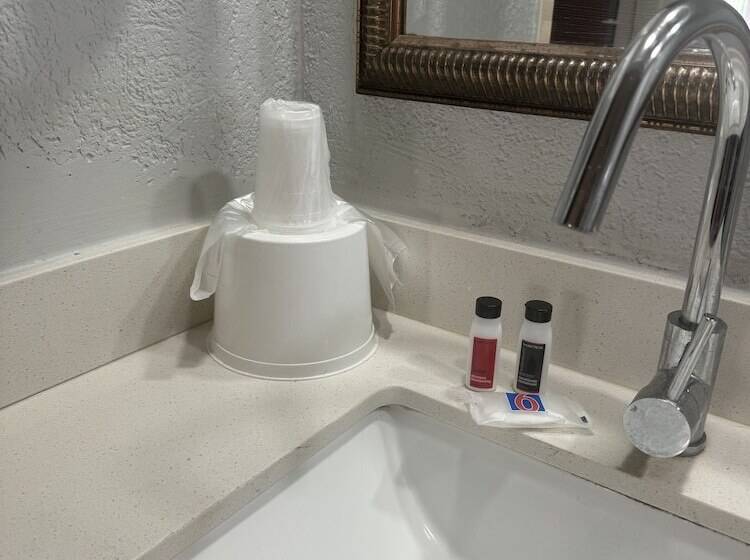 Отель Studio 6 Savannah, Ga Gateway & I95