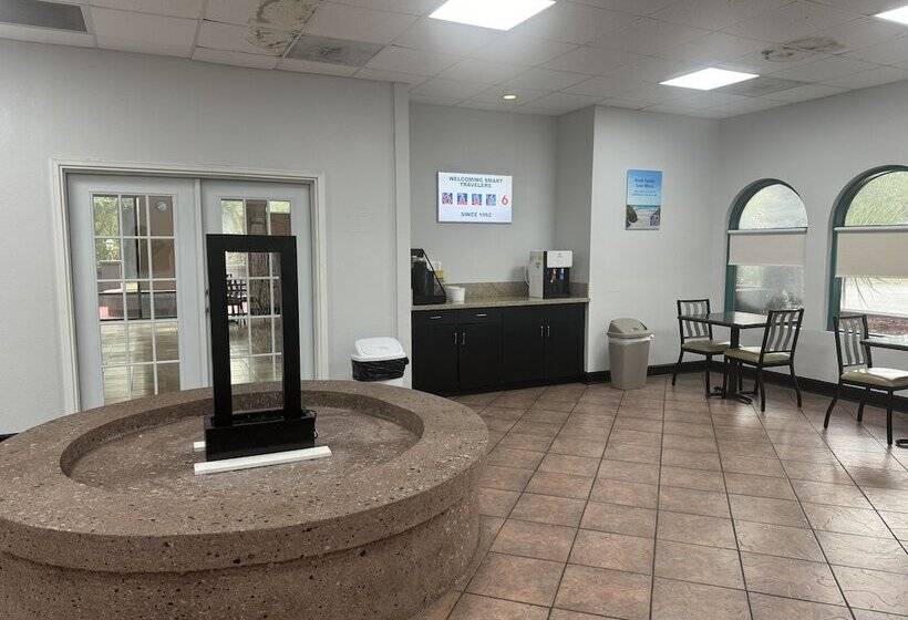 Отель Studio 6 Savannah, Ga Gateway & I95