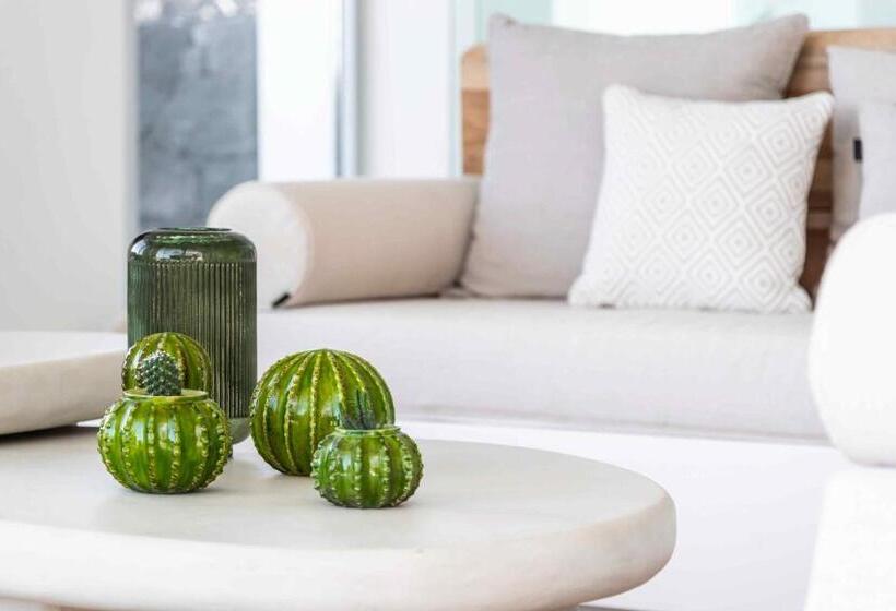 Karat Villa Balansa Rokabella