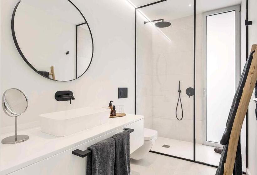 Karat Villa Balansa Rokabella