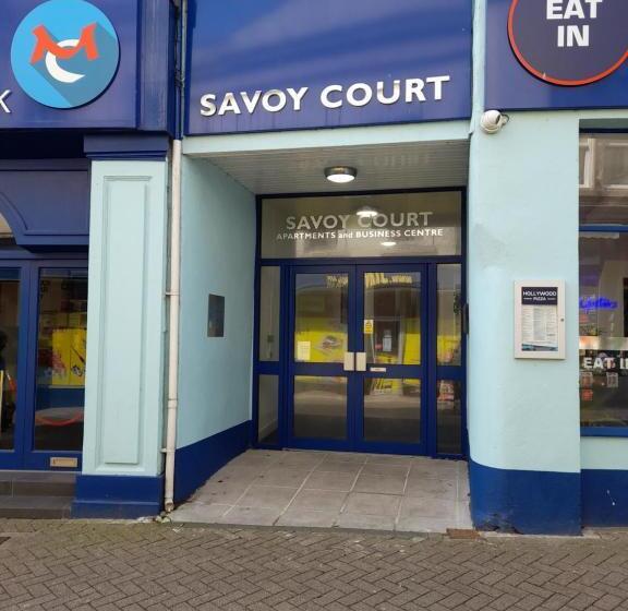 Modern 2 Bed Apt Centre Of Penzance, Lift Access