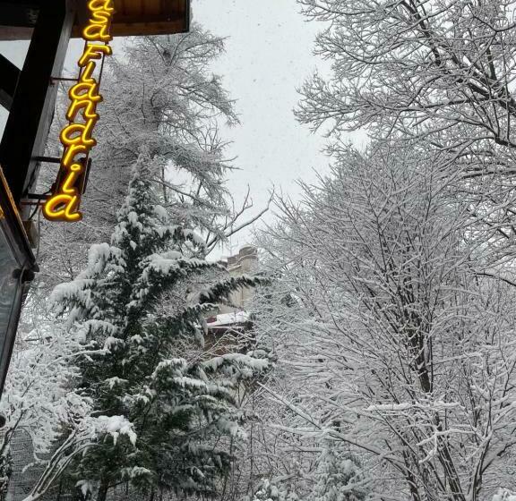 ペンション Casa Flandria