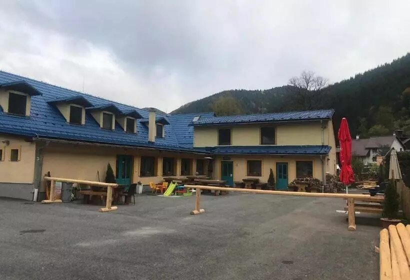 Majatalo Penzion Kupfer