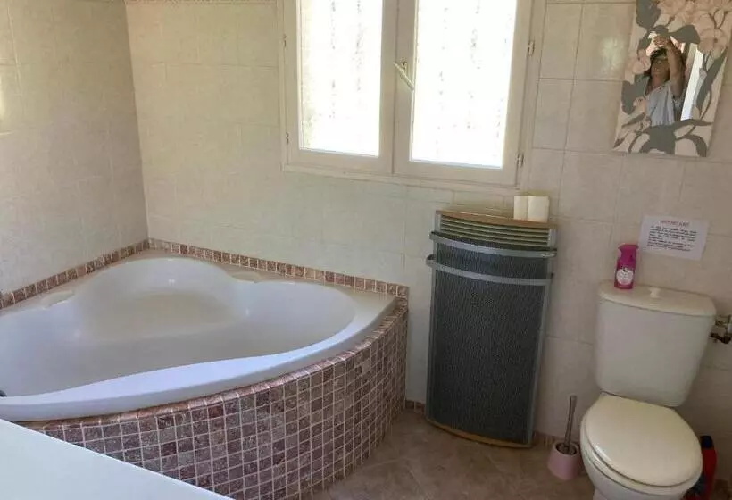 B&b Macchia Verdata Avec Piscine