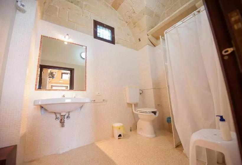 Aamiaismajoitus (B&B) Li Curti