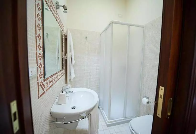 Aamiaismajoitus (B&B) Li Curti