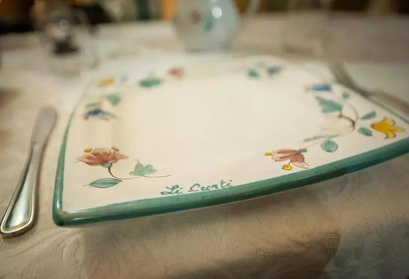 Aamiaismajoitus (B&B) Li Curti