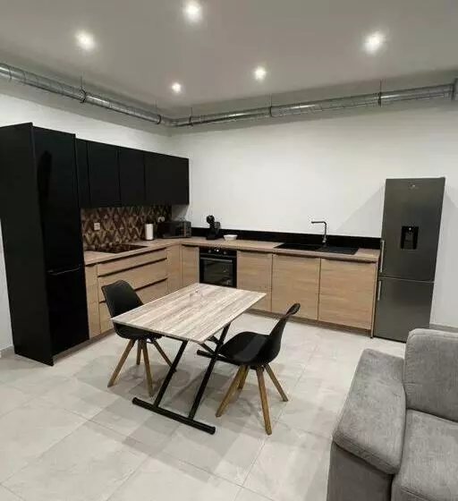 Belle Appartement Avec Parking Gratuit