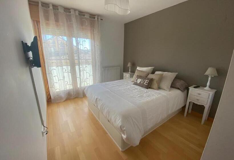 Casa Nueva En La Ciudadela Con Piscina