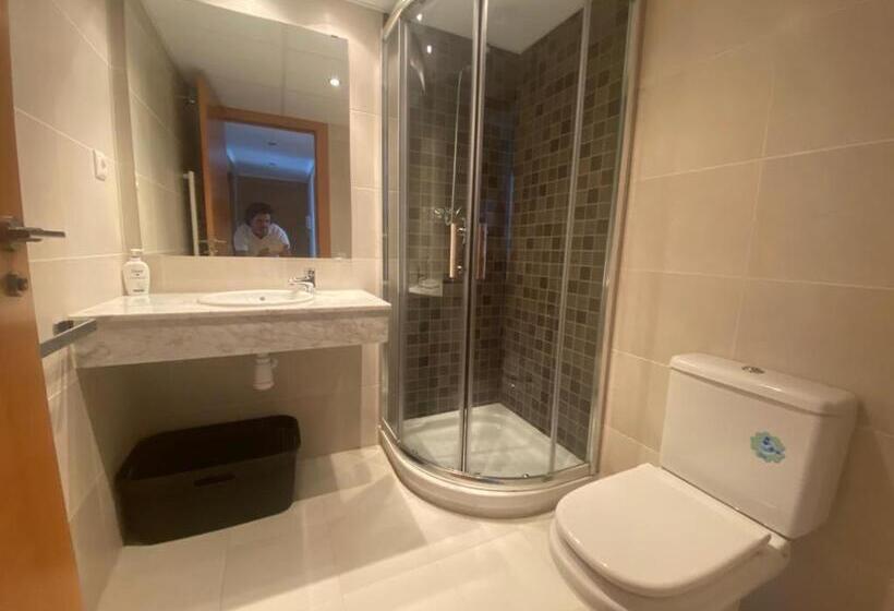 Casa Nueva En La Ciudadela Con Piscina