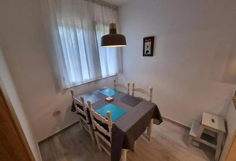 Golden Fields Apartment Near Old Town