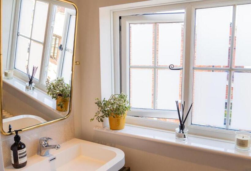 Hall Cottage Bramfield Suffolk