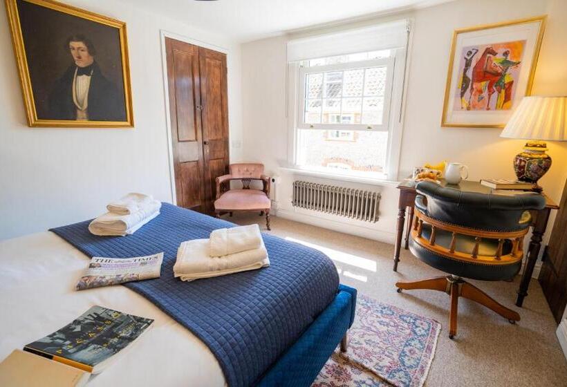 Hall Cottage Bramfield Suffolk