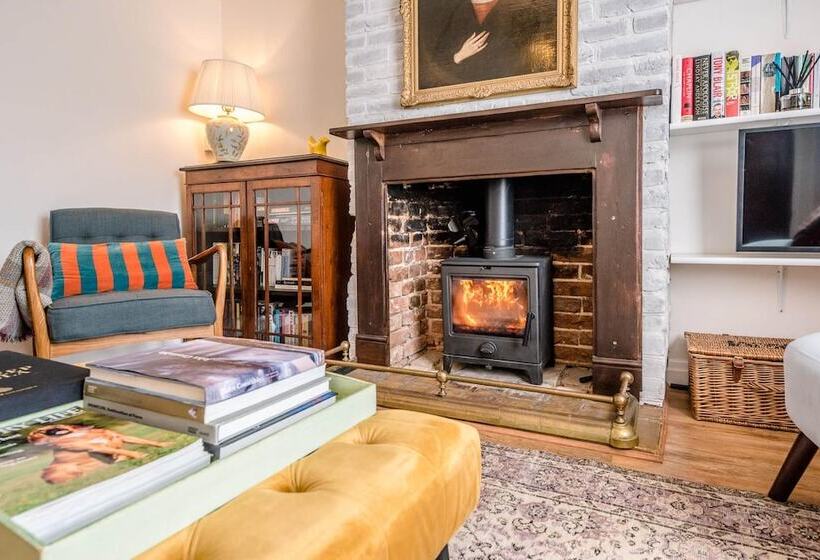 Hall Cottage Bramfield Suffolk