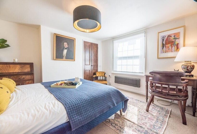 Hall Cottage Bramfield Suffolk