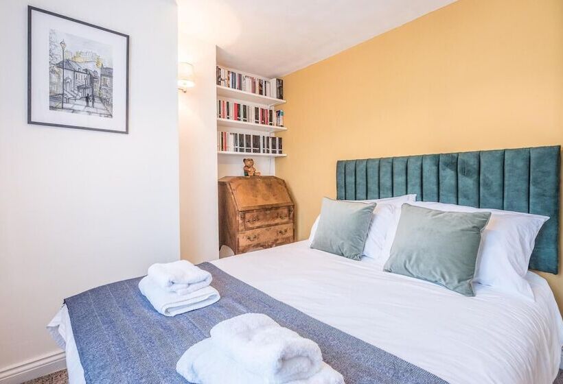 Hall Cottage Bramfield Suffolk