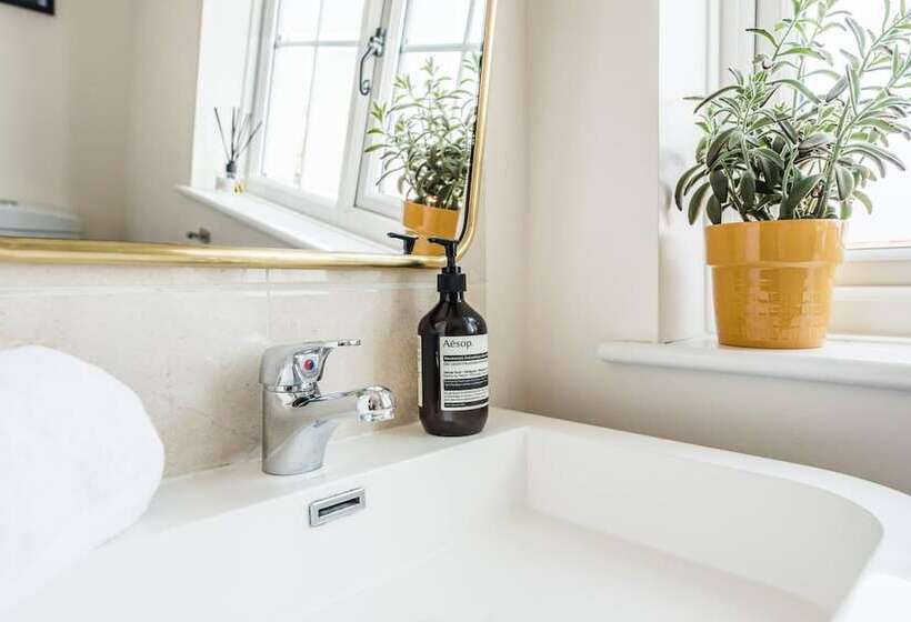 Hall Cottage Bramfield Suffolk