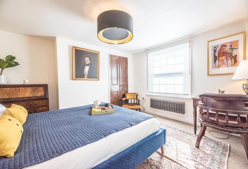 Hall Cottage Bramfield Suffolk