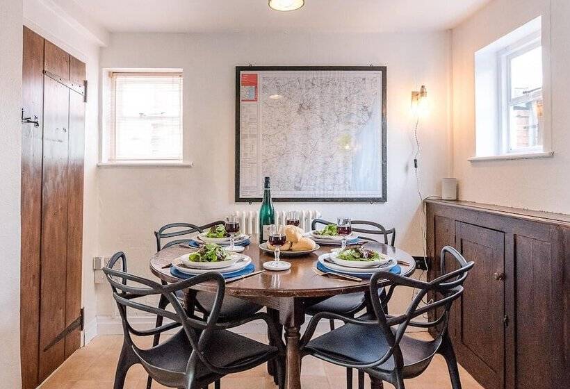 Hall Cottage Bramfield Suffolk