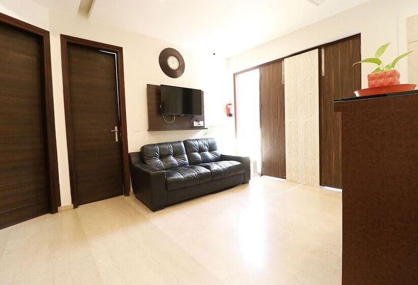 Fabhotel Oyster Villa