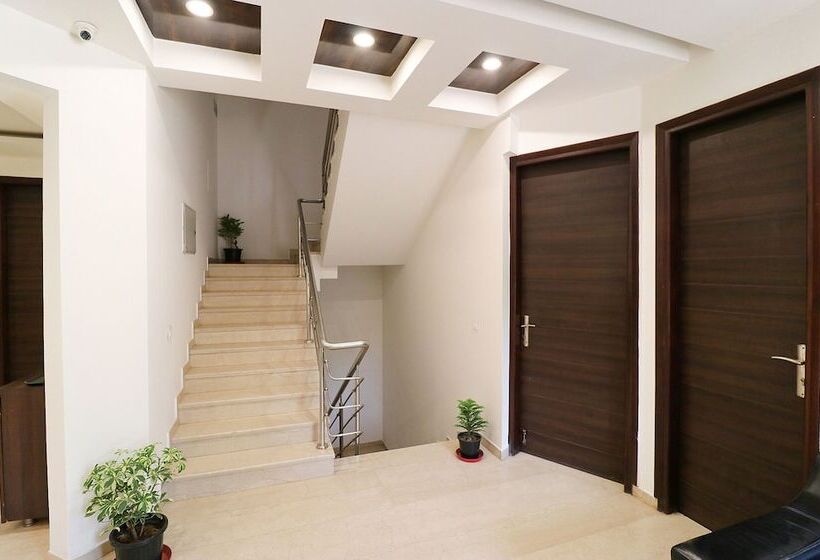 Fabhotel Oyster Villa