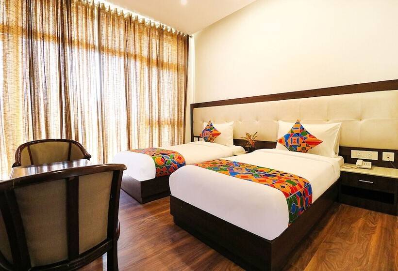 Fabhotel Oyster Villa