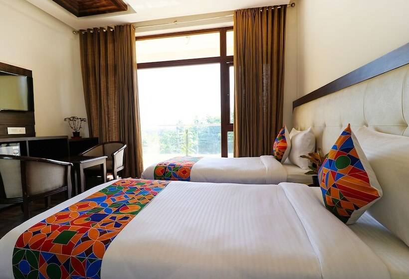 Fabhotel Oyster Villa