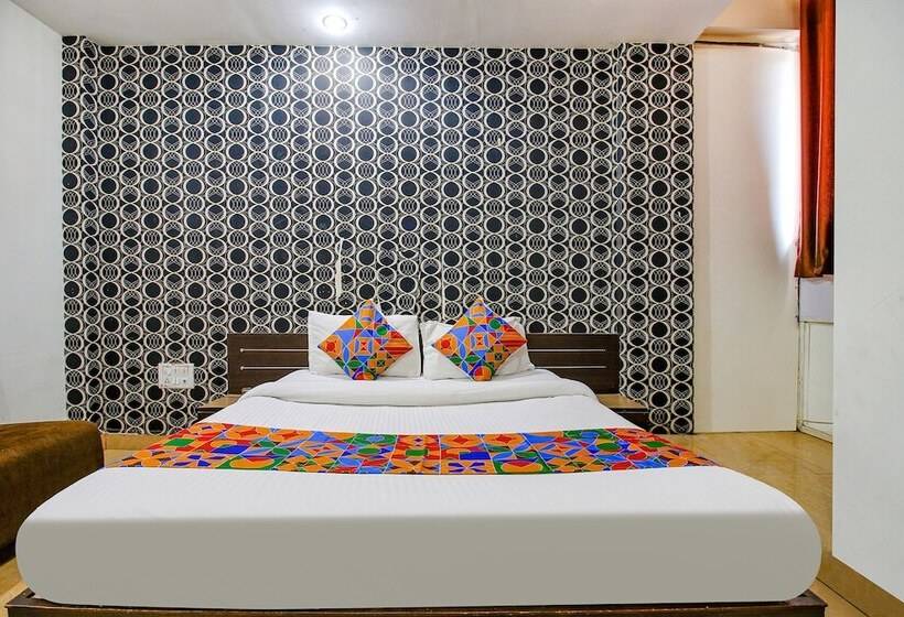 Super Hotel O The Surbhi