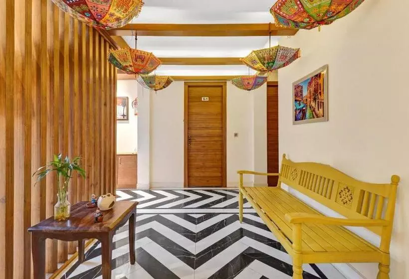 Hotelli Grand Villas Near Delhi Igi Airport