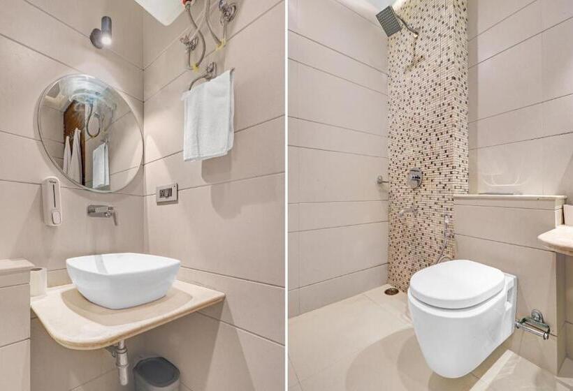 هتل Grand Villas Near Delhi Igi Airport