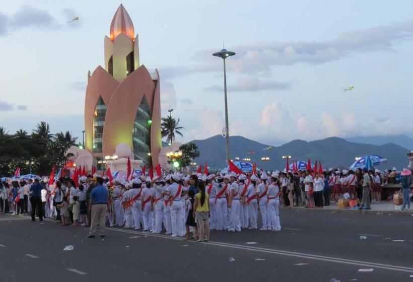 هتل Hồng Hạc Nha Trang