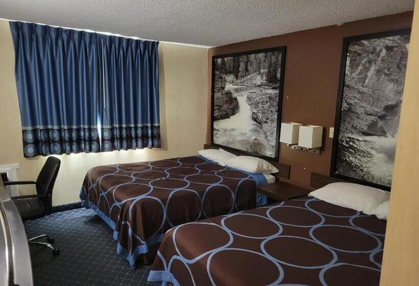 فندق Super 8 North Red Deer