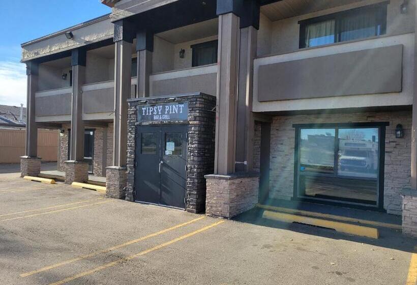 فندق Super 8 North Red Deer