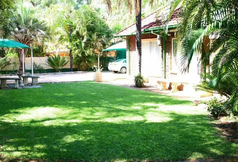 ペンション De La Rose Guesthouse