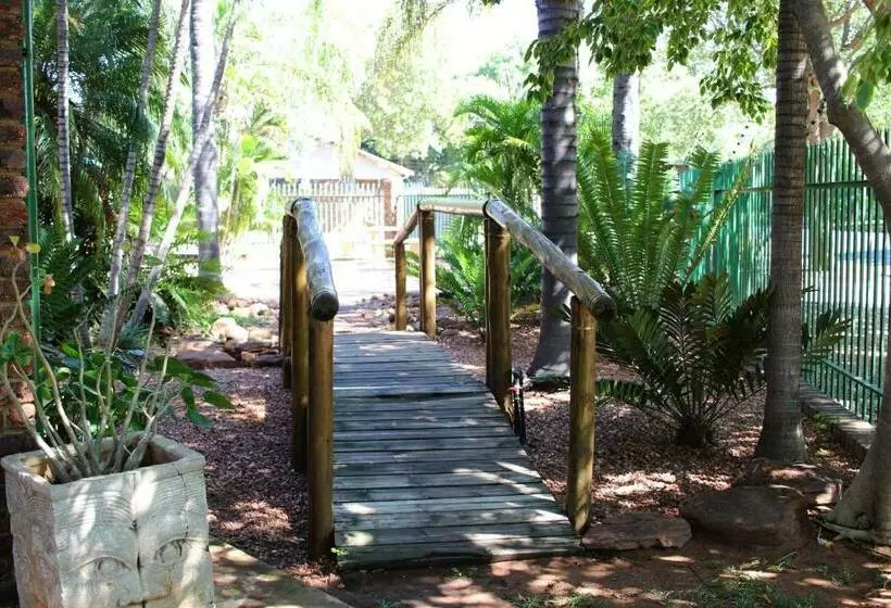 ペンション De La Rose Guesthouse