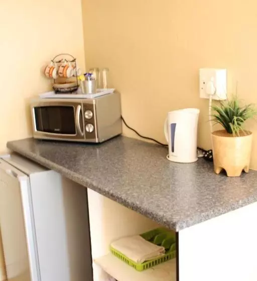 ペンション De La Rose Guesthouse