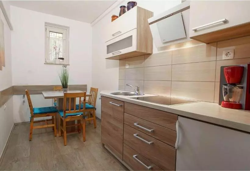 Apartmaji Pri Bosi Nogi