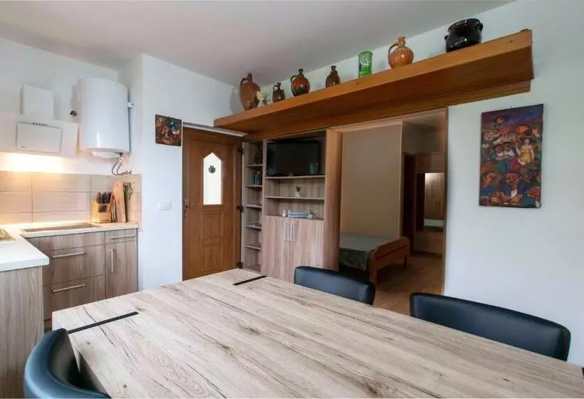 Apartmaji Pri Bosi Nogi