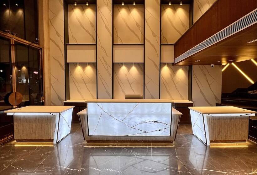 Отель The Prime Delhi