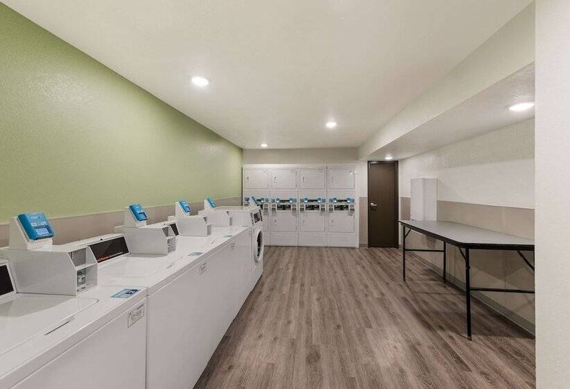 هتل Woodspring Suites Dayton North