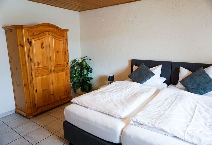 ホテル Zur Schlemmerscheune