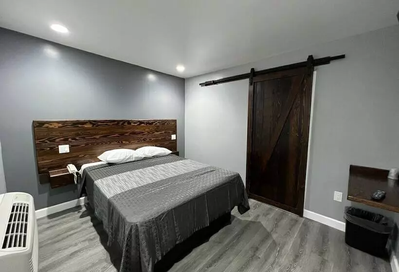 Motelli Erth Inn By Aga Bell Gardens