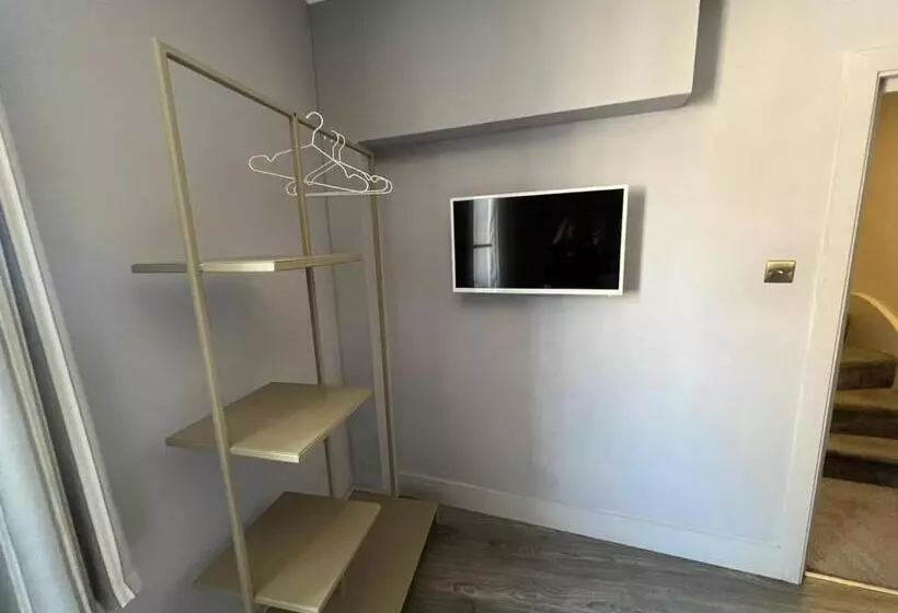 Petticoat Accommodations